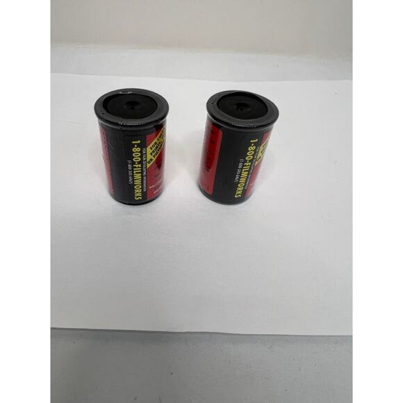 Set of 2 Seattle Film Works 35mm 200/400 Color Film. 20 exposures. NOS! - Picture 4 of 6